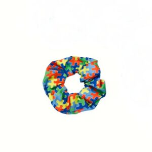 Colorful jigsaw-pattern hair scrunchie